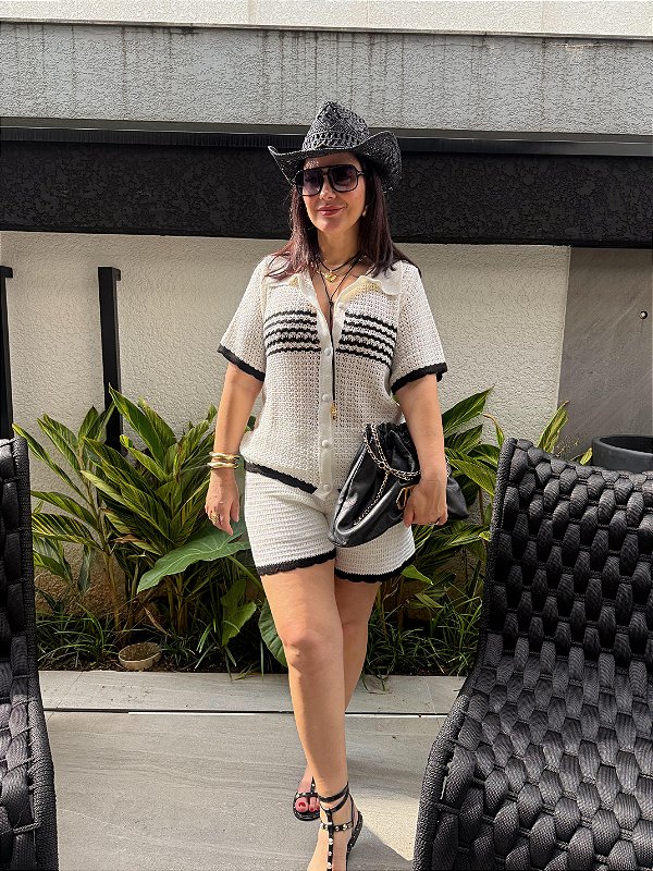 CONJUNTO DE TRICÔ SHORTS E BLUSA ZURI