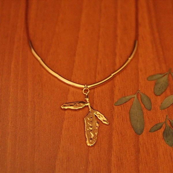 Colar Folha de Arruda 1 Fio