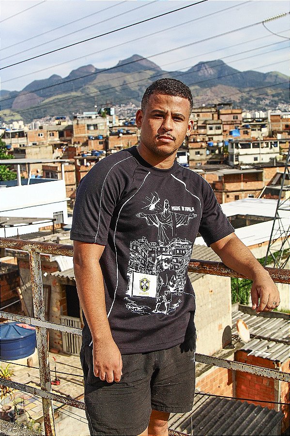 Camiseta Olliver CRISTO REDENTOR