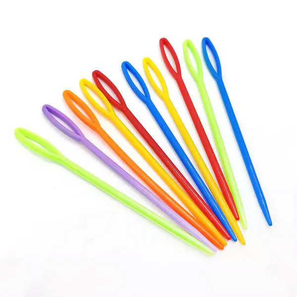 10 Agulhas Plástica Passa Elástico Tapeceiro Tricô Crochê