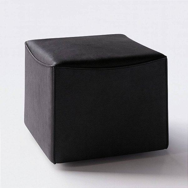 Puff Decorativo Montevidéu 50cm x 50cm em Couro Preto