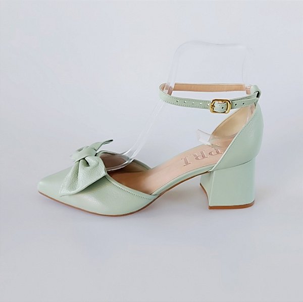 SCARPIN SALTO BAIXO BLOCO COURO MENTA CONFORTAVEL