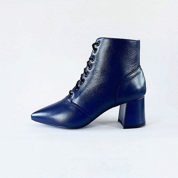 BOTA SALTO BAIXO BLOCO COURO AZUL MARINHO CONFORTAVEL