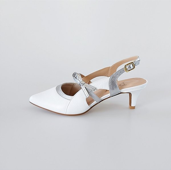 SCARPIN SALTO BAIXO FINO COURO BRANCO PRATA CONFORTAVEL