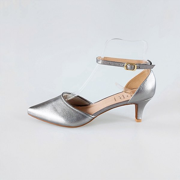 SCARPIN SALTO BAIXO FINO COURO METALIZADO GRAFITE CONFORTAVEL
