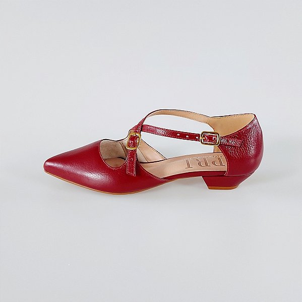 SCARPIN SALTO FINO COURO VINHO CONFORTAVEL