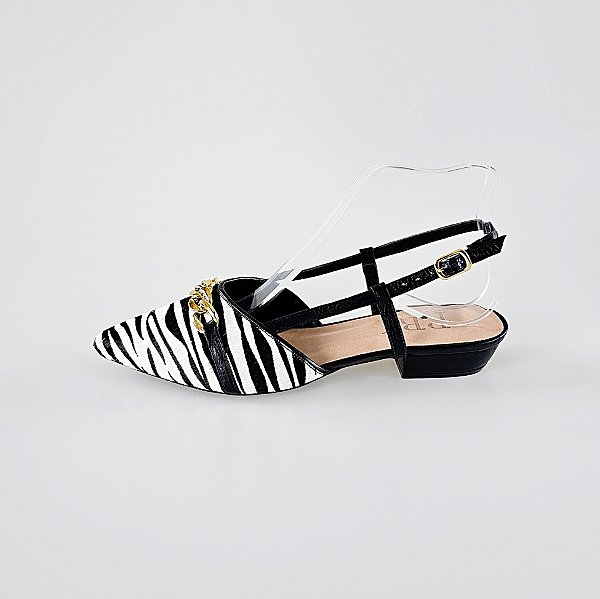 SCARPIN SALTO BLOCO COURO ZEBRA PRETO CONFORTAVEL