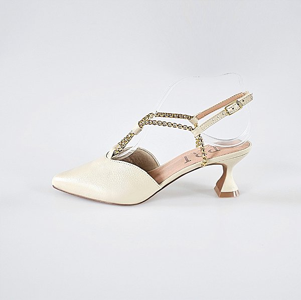 SCARPIN SALTO TACA COURO OFF WHITE CONFORTAVEL