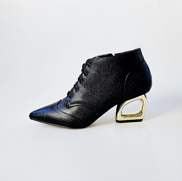 BOTA SALTO GEOMETRICO COURO PRETO CONFORTAVEL