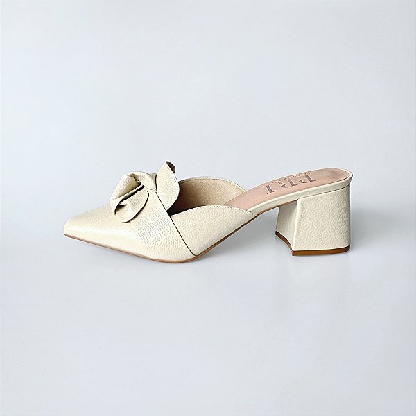 MULE SALTO BLOCO COURO OFF WHITE CONFORTAVEL