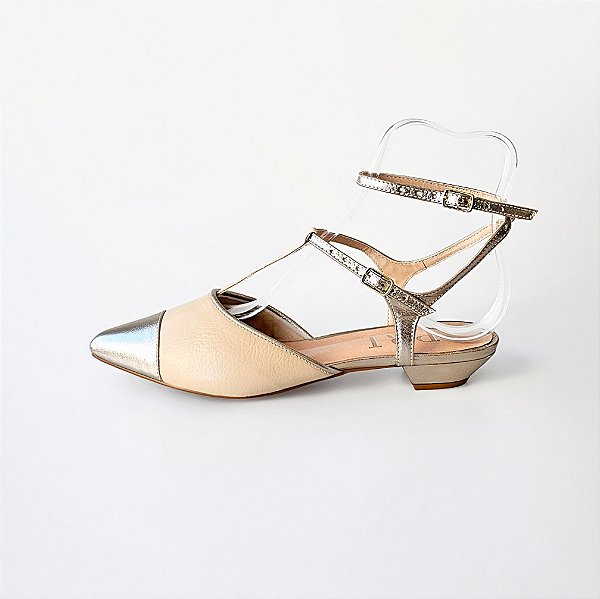 SCARPIN SALTO FINO COURO NUDE CLARO PRATA VELHA CONFORTAVEL