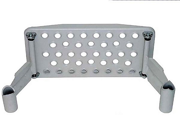 Estribo Lado Direito em Chapa de Aço para Mercedes AXOR 2831/3344 - 9406600528