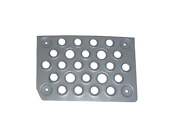 Estribo Inferior Lado Esquerdo em Chapa para Mercedes Atego/Arego 2006 - 9736661528