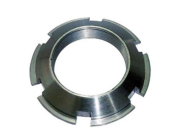 Porca de Eixo com Aba em Aço para Bloqueio Mercedes L 2318 - 3553530026