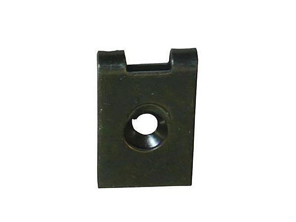 Kit Porca Clips para Painel de Instrumentos 4X24X15X4MM - Mercedes LN710/914/L1618/1620/1621/1218/1418/1118 - 6889947145