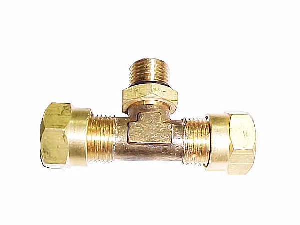 Conexão Cuíca T Horizontal 18X1.5 e Vertical 16X1.5 para Mercedes 0370/0371 - 0009904270