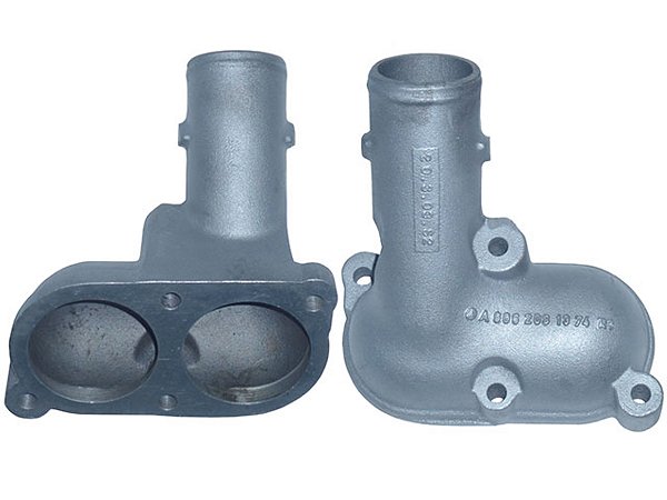 Tampa da Válvula Termostática Dupla para Mercedes 904/924/906/926 - 9062031374