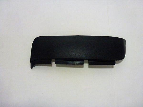 Tampa do Estribo Lado Direito para Scania P94/P114/P124 - 1370108