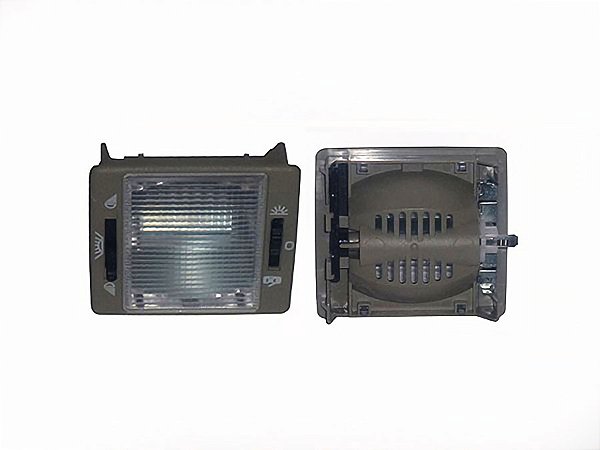 Lanterna de Teto com Direcionador de Foco para Volks 7100/7110/7120/8120/8150/13190/17210/262 - 325947111