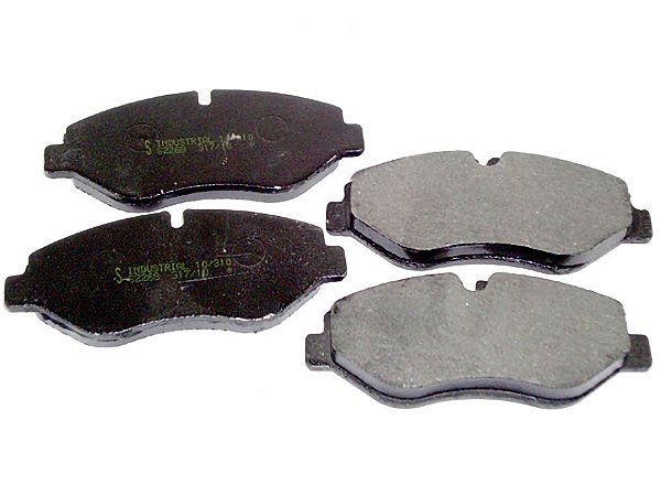 Pastilha de Freio Dianteira para Iveco DAILY 35S14/35C15/35C18/40C12/40C15/40C1 - 42555881