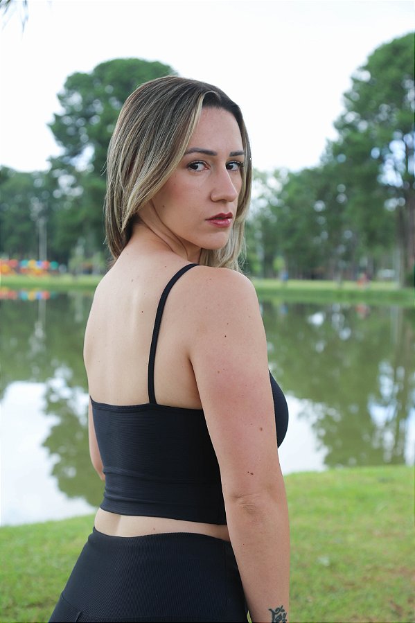 Top Cropped Preto - Canelado