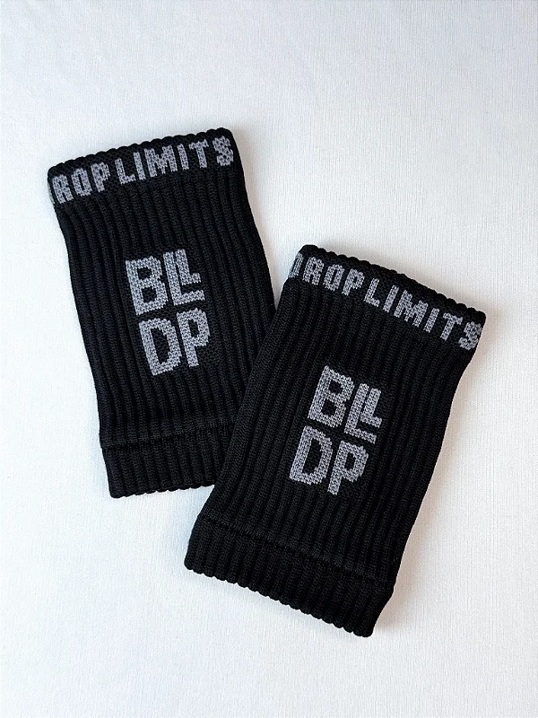 Munhequeira Canelada Preta com Cinza Bulldrop