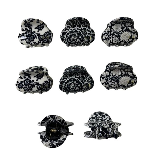 Piranha de Acrílico Floral 5cm Branco e Preto - Pct c/ 12 - Y501-02