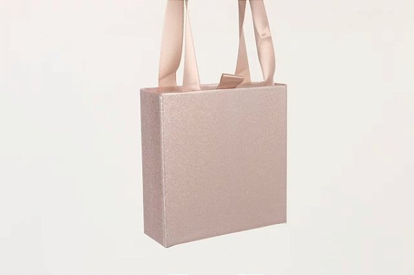 Caixinha de Papel Brilhante Rose P/ Presente com Alça 9x9cm - Pct c/ 12