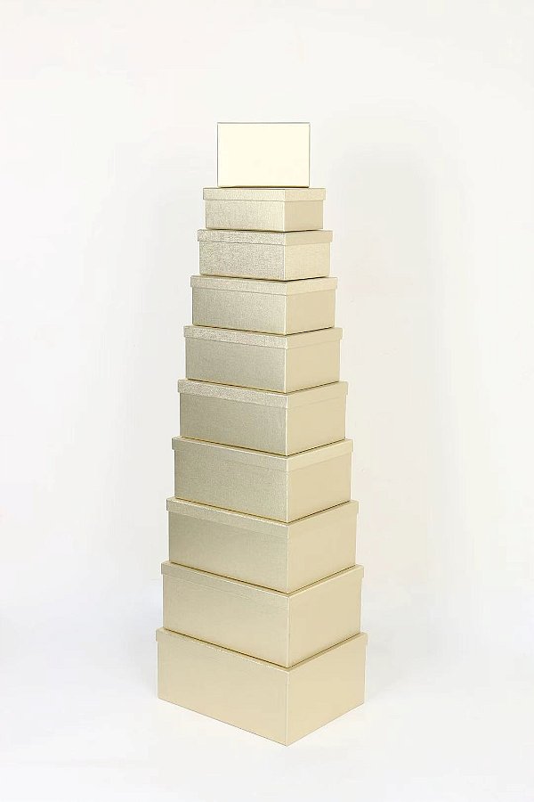 Conjunto de 10 Caixas de Papel para Presente - Ouro com Textura (10 Unidades) - Four Star