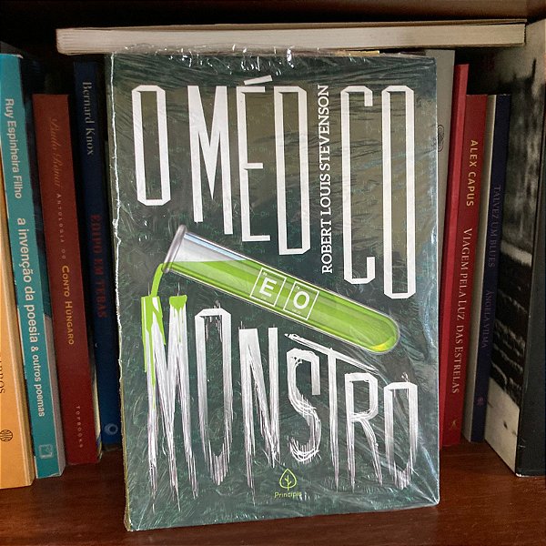 Livro: O médico e o monstro, de Robert L. Stevenson - Lacrado