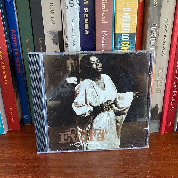CD: Cesaria Evora, À L'Olympia - Usado