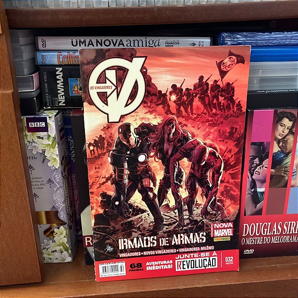 HQ: Os Vingadores 32: Irmãos de armas - Usado