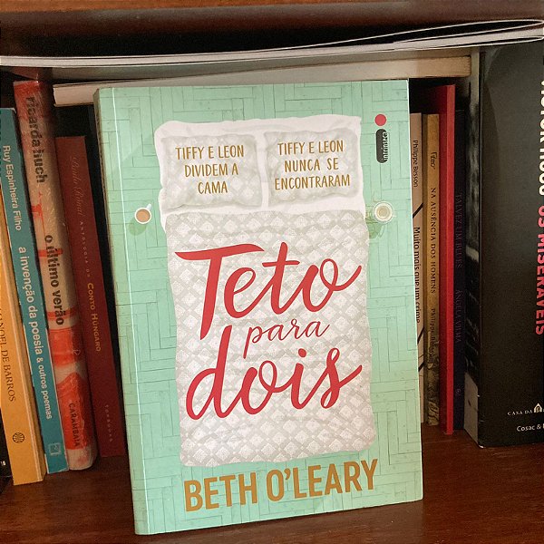 Livro: Teto para dois, de Beth O'Leary - Novo