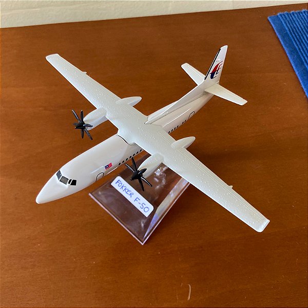 Miniatura: Avião Fokker F-50 Malaysia - Usado