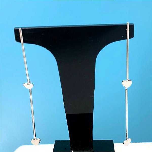 Brinco de fio coração
