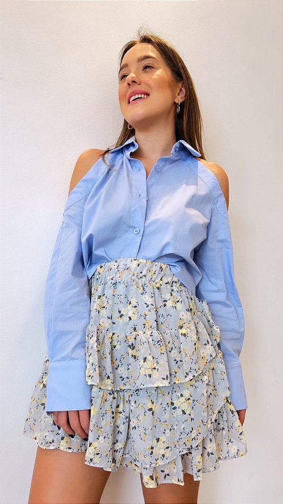 Camisa Madalena ombro à mostra