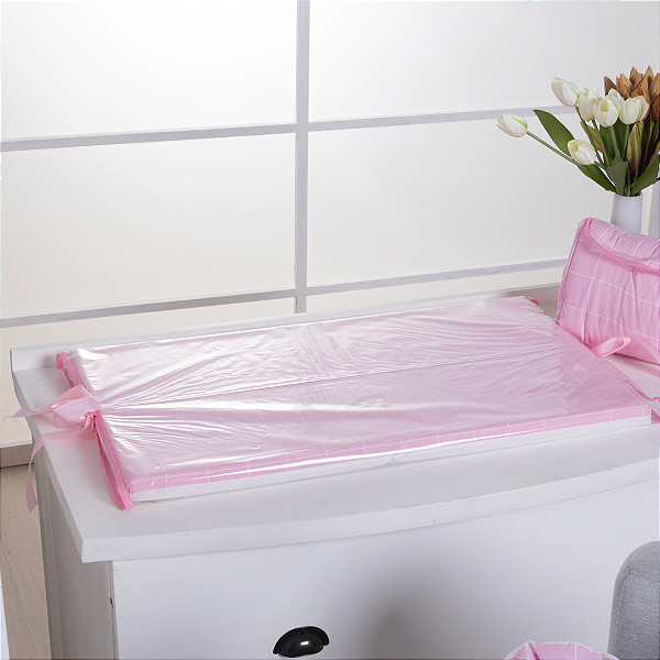 Trocador de Cômoda Plastificada Impermeável com Laço Xadrez Rosa