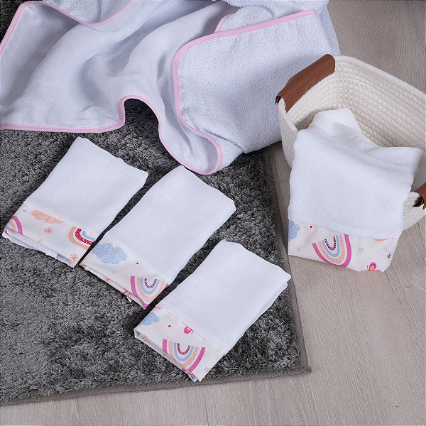 Kit 3 Fraldinhas de Boca e Ombro Estampado 100% Algodão Arco Íris