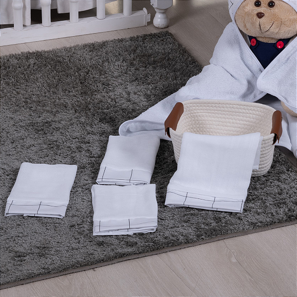 Kit 3 Fraldinhas de Boca e Ombro Estampado 100% Algodão Xadrez Branco