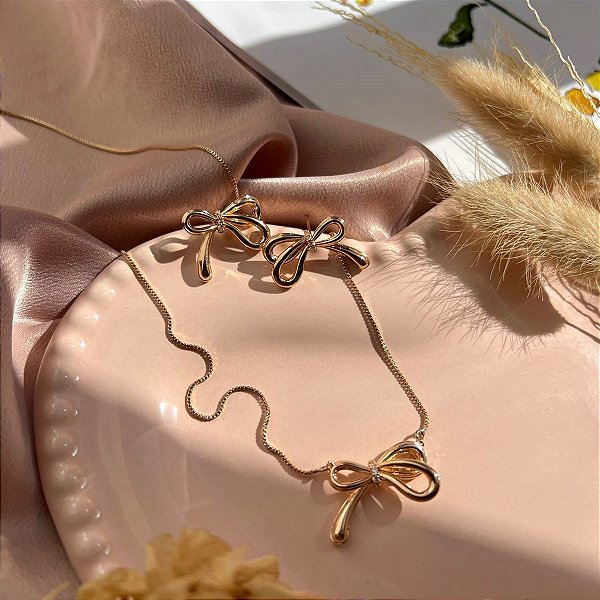 Conjunto Colar + Brinco Laço