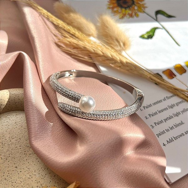 Bracelete Cravejado Pérola