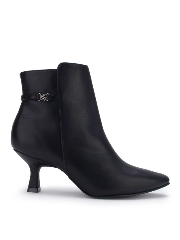 Bota Nicole Preto