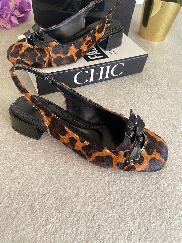 Scarpin Teodora Pêlo Onça