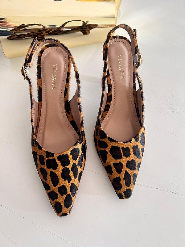 Scarpin Sabine pêlo Onça