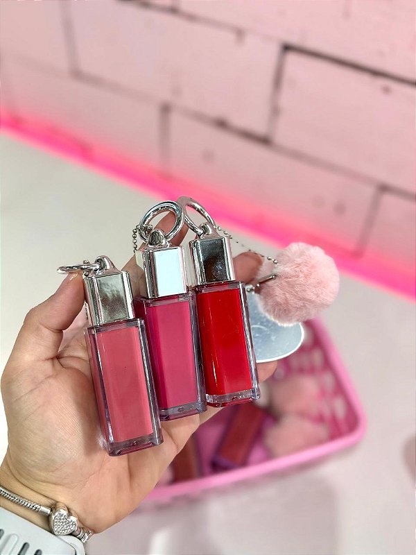 Batom mate personalizado com espelho e pompom