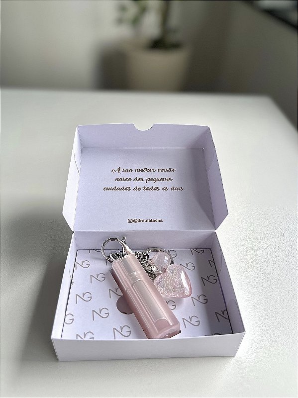 Balm labial com caixa personalizada