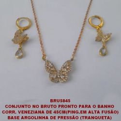 CONJUNTO NO BRUTO PRONTO PARA O BANHO  CORR. VENEZIANA DE 45CM(PING.EM ALTA FUSÃO) BASE ARGOLINHA DE PRESSÃO (TRANQUETA)  ZIRCONIAS - BORVOLETA  2CM - PESO TOTAL 5.5.GR  BRU5845