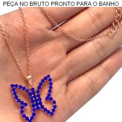 GARGANTILHA NO BRUTO PRONTO PARA O BANHO JÁ NO COBRE BORBOLETA EM STRASS AZUL TAMANHO APROXIMADO:45CM PINGENTE:2,5CM REF.BRU1192