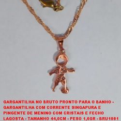GARGANTILHA NO BRUTO PRONTO PARA O BANHO - GARGANTILHA COM CORRENTE SINGAPURA E  PINGENTE DE MENINO COM CRISTAIS E FECHO  LAGOSTA - TAMANHO 44,0CM - PESO 1,6GR - BRU1081