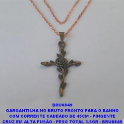 GARGANTILHA NO BRUTO PRONTO PARA O BANHO COM CORRENTE CADEADO DE 45CM - PINGENTE DE CRUZ EM ALTA FUSÃO- TAMANHO 3X2CM) - PESO TOTAL 3.5GR - BRU0849